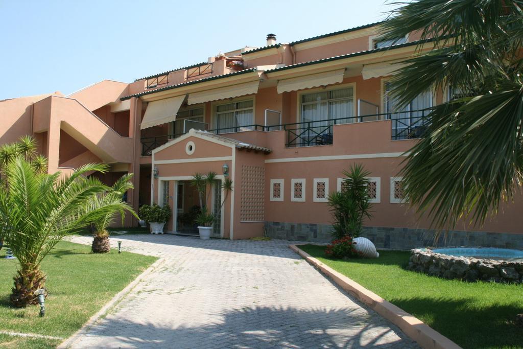 Christina Hotel Mesongí Zewnętrze zdjęcie